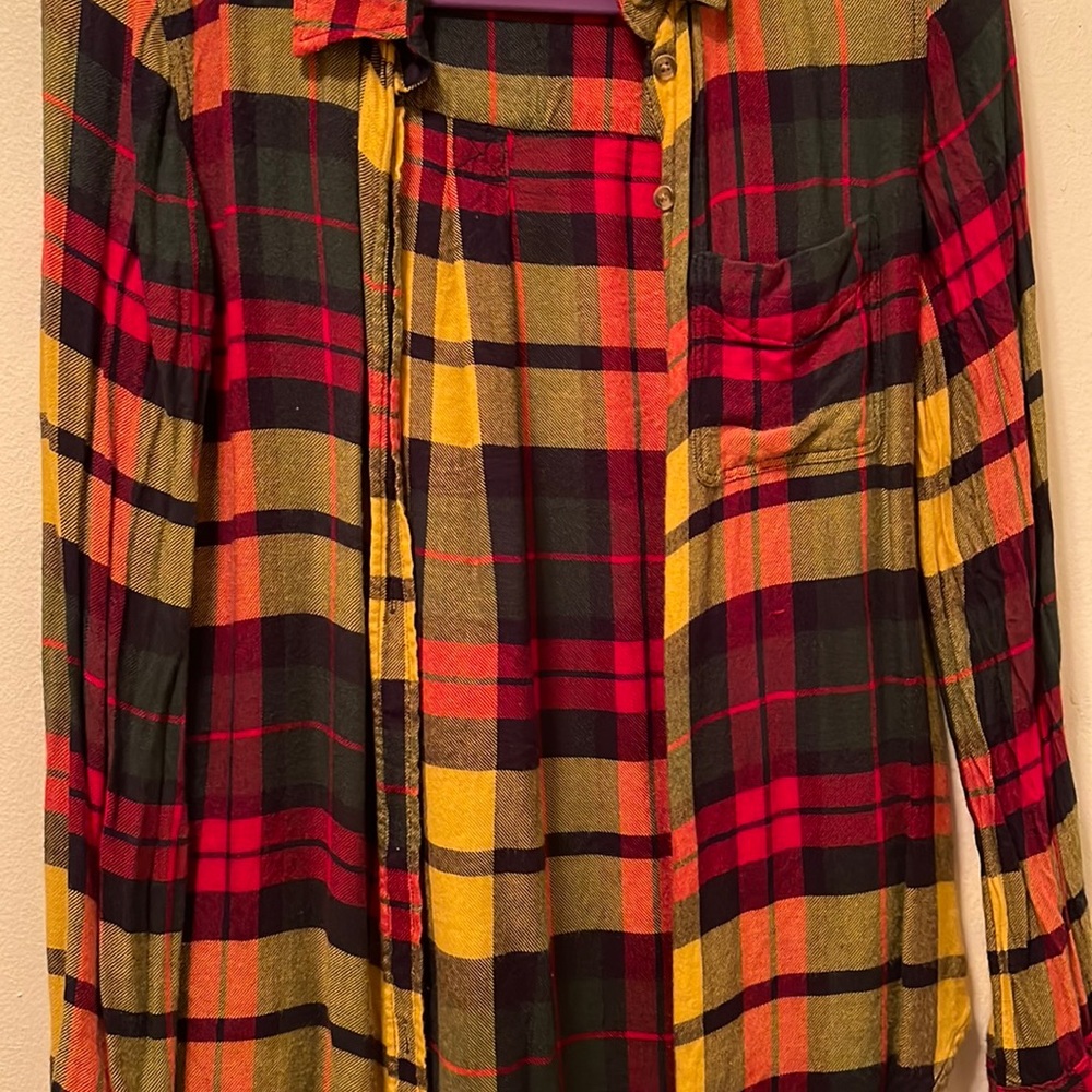American Eagle xtra small top fairly new.